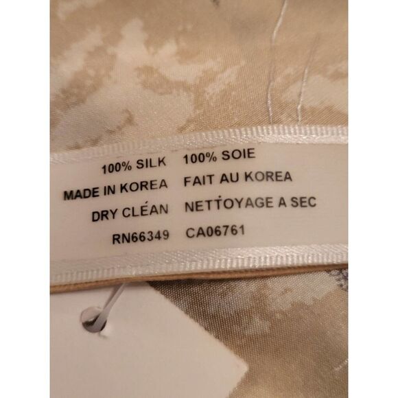 Perry Ellis Vintage SILK Rectangle Abstract Art Scarf. 57 inches long NWT - Picture 5 of 11